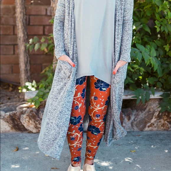 LuLaRoe Sarah Cardigan Duster Sweater Grey Stripe - Picture 15 of 16